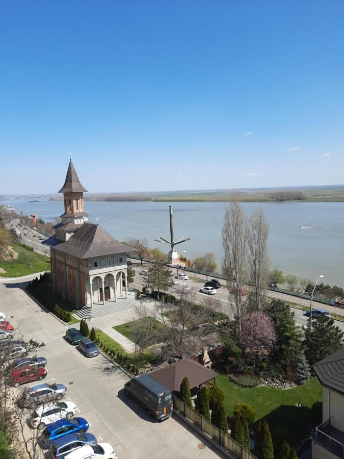 Hotel Royale Galaţi Exterior foto